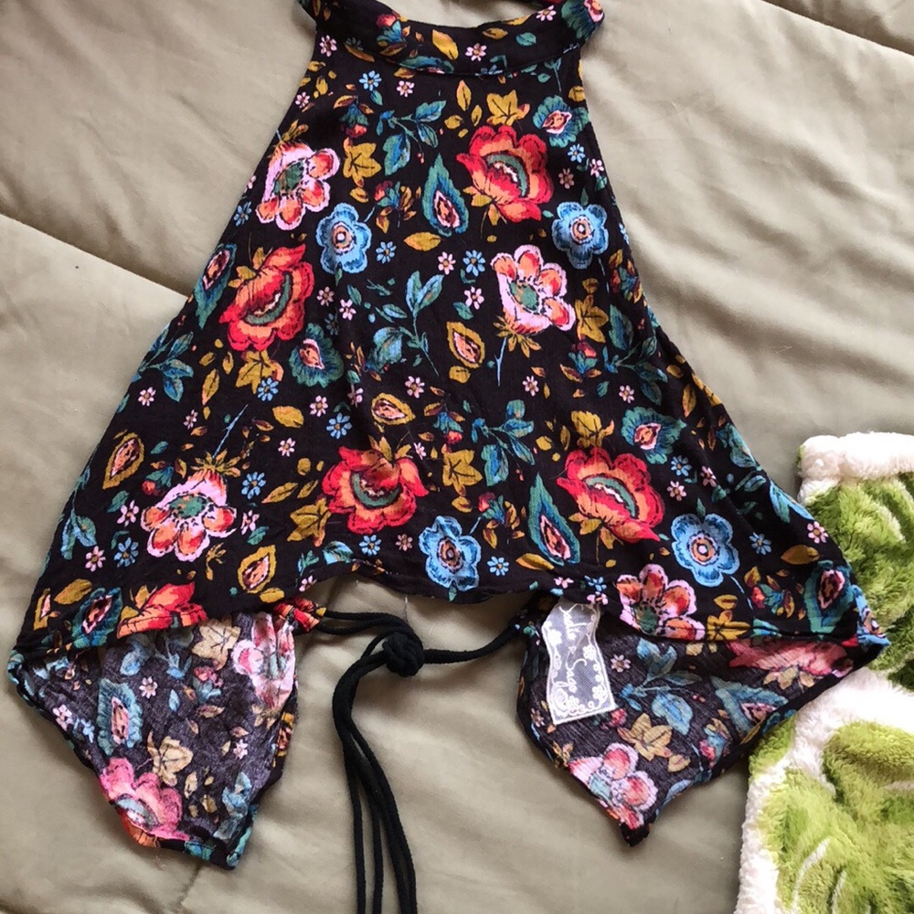 Halter crop top